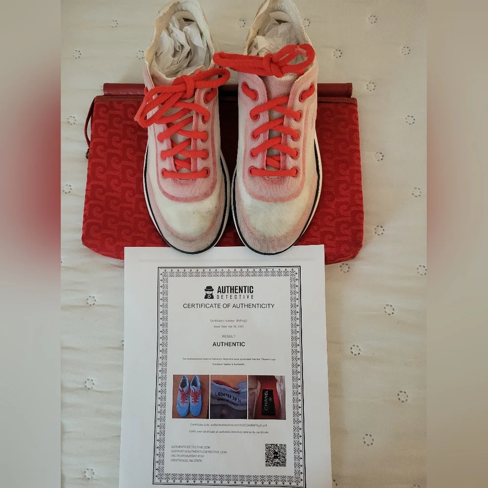 Authentic Chanel 19P Cruise Mesh & Lycra CC Logo Low-Top Sneakers White/Red - Picture 15 of 16